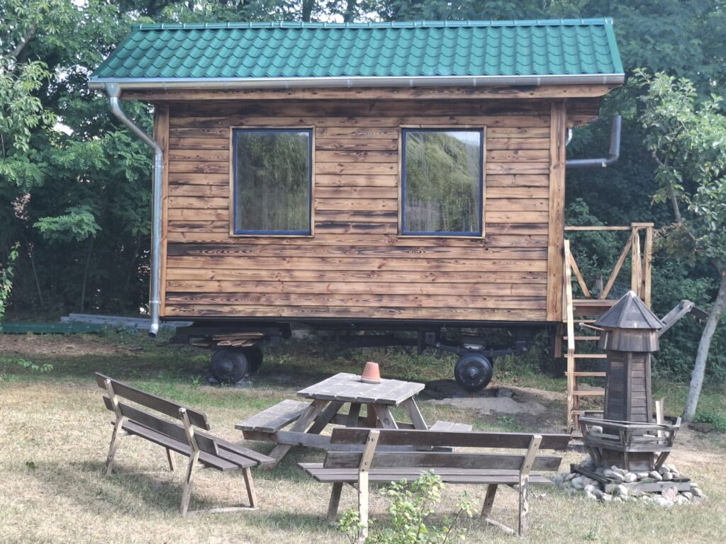 Tinyhouse Brandenburg 
der Eichendorfer Mühle e.V. 
in Müncheberg OT Hermersdorf am Garten der Besinnung
